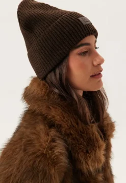 Canada Snow Akka Lambwool