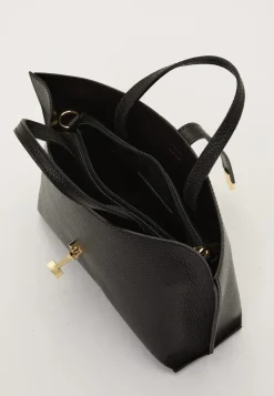 Latalia Aversa Leather Handbag