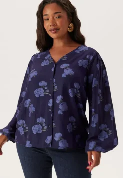 Happy Holly Balloon Sleeve Blouse