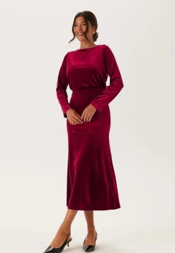 Bubbleroom Occasion Bow Velvet Midi Dress