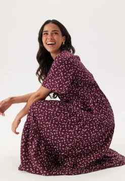 Happy Holly Butterfly Sleeve Viscose Midi Dress