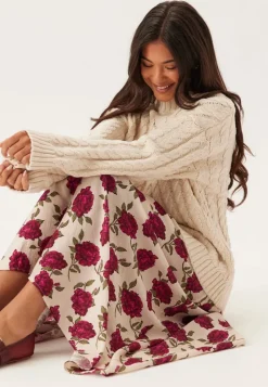 Emelie Olson X Bubbleroom Cable Knit Sweater