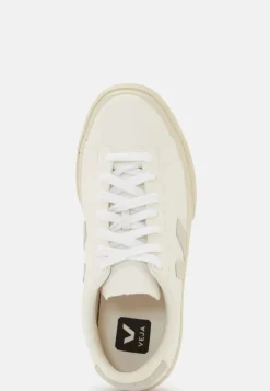 VEJA Campo Sneaker