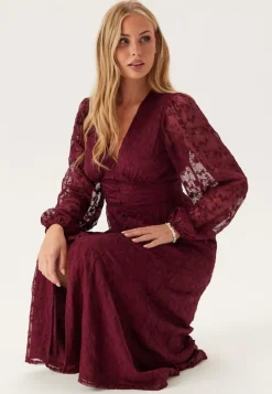 Bubbleroom Occasion Embroidered Midi Dress