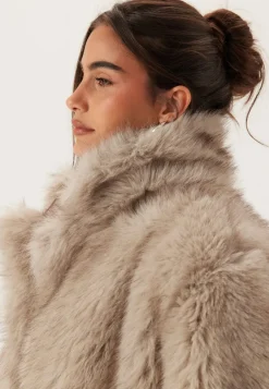 BUBBLEROOM Faux Fur Jacket