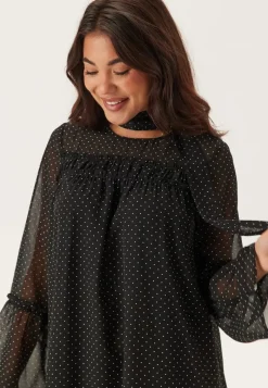 Happy Holly Flounce Sleeve Dress