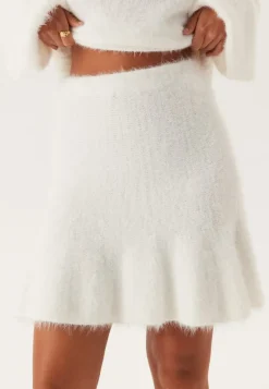 BUBBLEROOM Fluffy Knitted Short Skirt