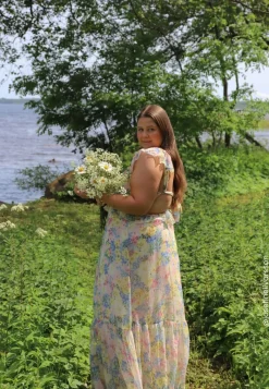 Bubbleroom Occasion Frill Tie Back Maxi Dress