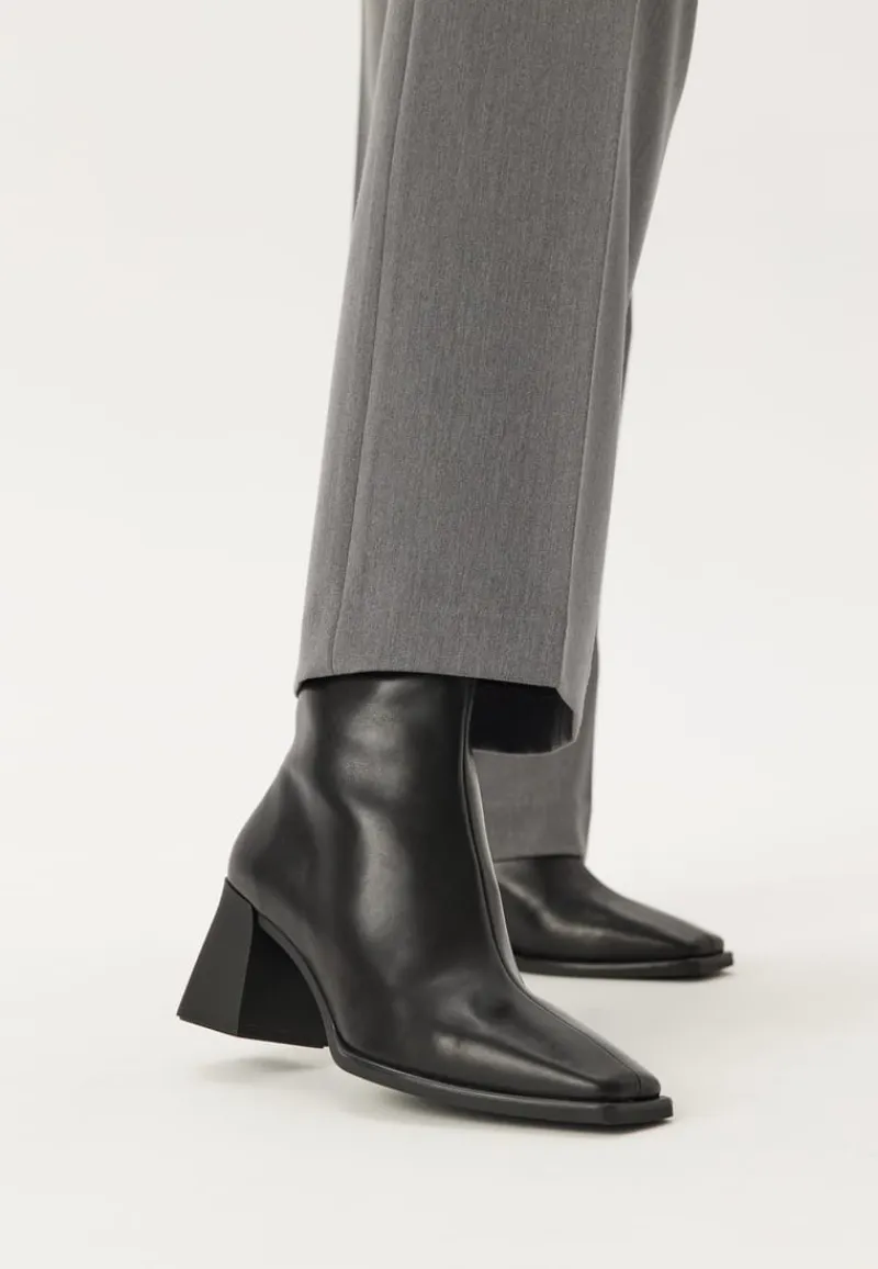 Vagabond Shoemakers Hedda Leather Boots