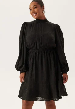 Happy Holly Jacquard Flounce Dress