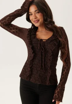 BUBBLEROOM Lace Frill Top