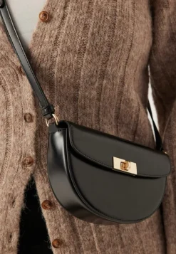 GANT Leather Shoulder Bag