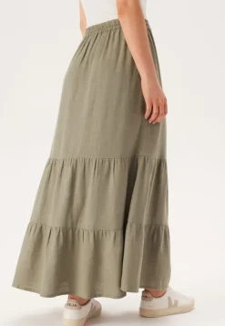 Happy Holly Linen Maxi Skirt