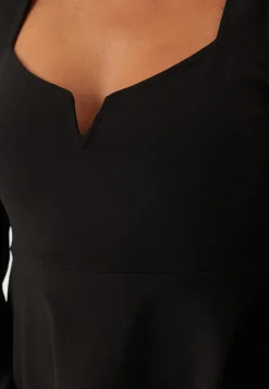 BUBBLEROOM Long Sleeve Peplum Top