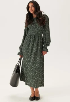 Happy Holly Long Sleeve Smock Dress