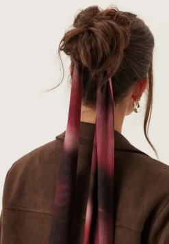 BUBBLEROOM Mesh Scarf