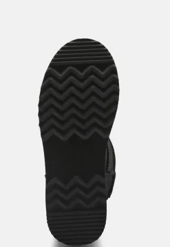 BUBBLEROOM Mini Platform Boots