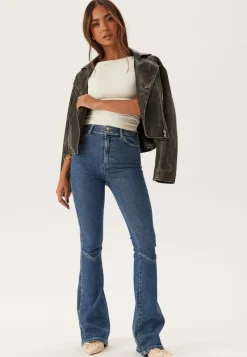 Dr. Denim Moxy Flare V Cut