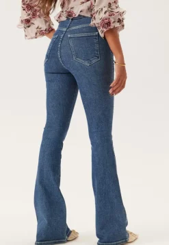 Dr. Denim Moxy Flare V Cut