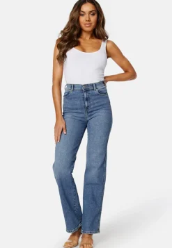 Dr. Denim Moxy Straight