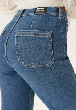 Dr. Denim Moxy Straight Patch