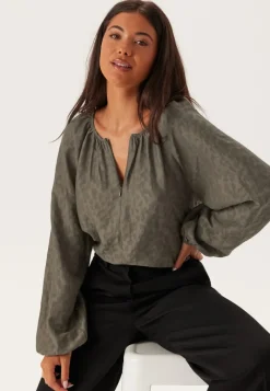 Object Collectors Item Objtrue L/S LO BLOUSE