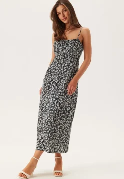 ONLY Onlnelly Life Alexa Midi Dress