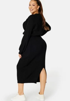 BUBBLEROOM Round Neck Rib Knitted Midi Dress