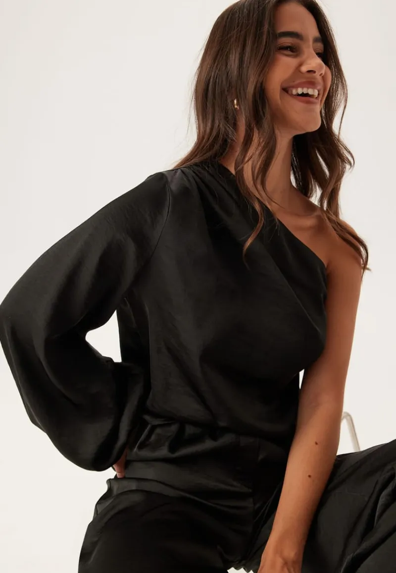 BUBBLEROOM Satin One Shoulder Blouse