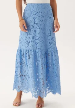 BUBBLEROOM Scalloped Lace Edge Maxi Skirt