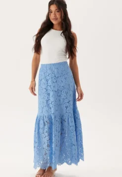 BUBBLEROOM Scalloped Lace Edge Maxi Skirt