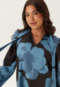 BUBBLEROOM Scarf L/S Dress