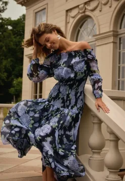 Bubbleroom Occasion Smock Off Shoulder Maxi Dress