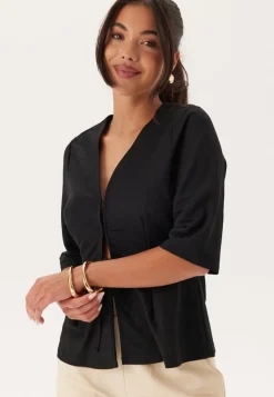 Happy Holly Soft Short Sleeve Blazer