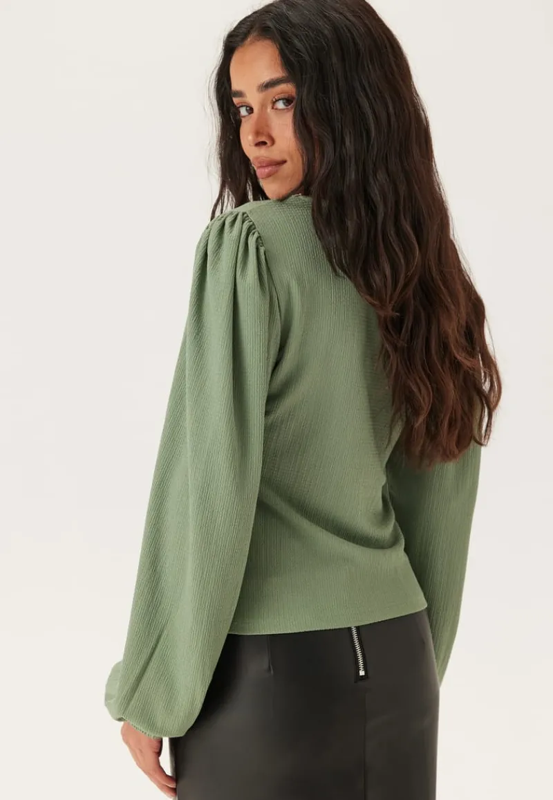 BUBBLEROOM Square Neck Balloon Sleeve Top