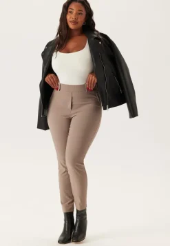 Happy Holly Stretchy Ankle Treggings