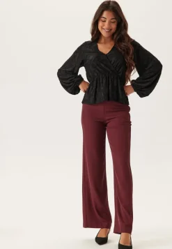 Happy Holly Structure Floral Top