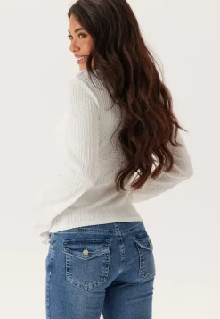 BUBBLEROOM Structured V-Neck Top