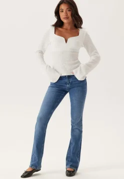 BUBBLEROOM Structured V-Neck Top