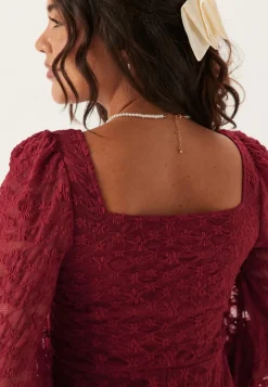 BUBBLEROOM Sweetheart Short Lace Dress