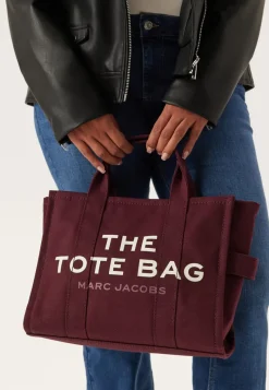 Marc Jacobs The Medium Traveler Tote