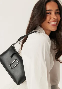 Marc Jacobs The Pochette