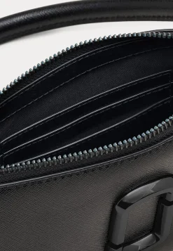 Marc Jacobs The Pochette