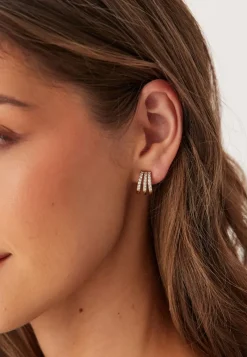 BY JOLIMA Trippel Crystal Earring