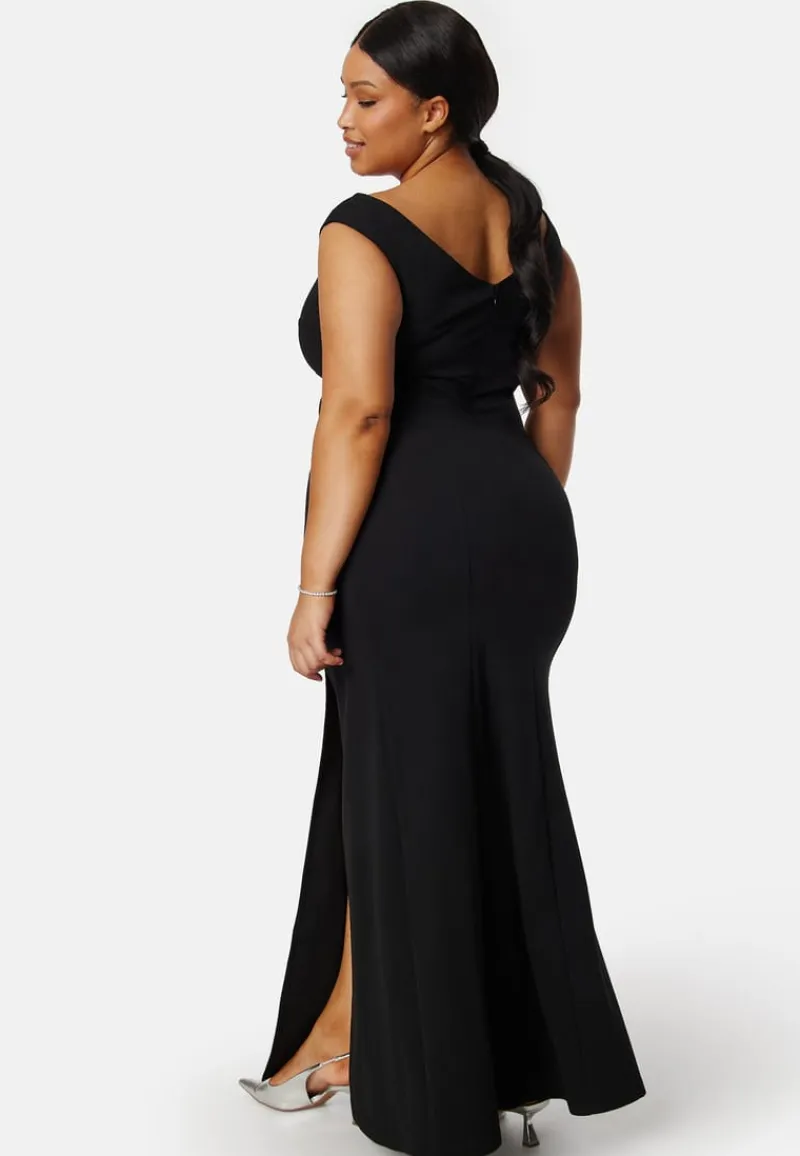 Bubbleroom Occasion Twist Off Shoulder Gown