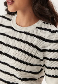 VILA Vidalo O-neck S/S STRIPE KNIT_