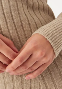 VILA Vijacia O-neck L/S RIB KNIT MI