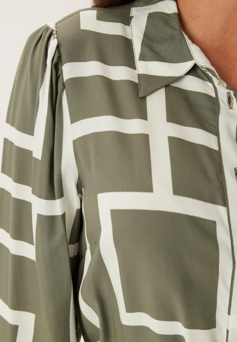 Happy Holly Viscose Long Sleeve Dress