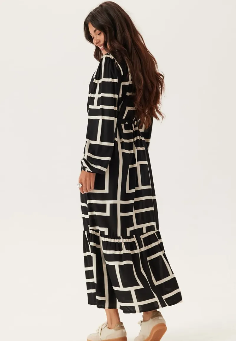 Happy Holly Viscose Long Sleeve Dress