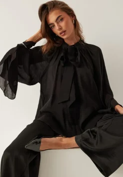 BUBBLEROOM Wide Sleeve Bow Blouse